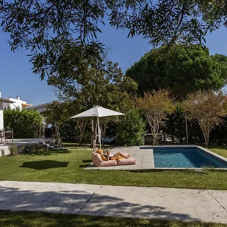 Casa Dos Limoes - Oeste بيت للعطل بومبارال